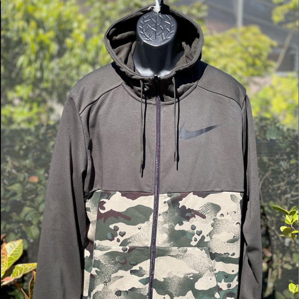 NIKE DRI FIT FULL ZIP CAMO TRAINING‎ HOODIE DJ0272-355 GREEN